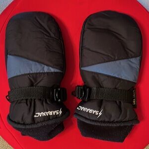 SARANAC, YOUTH MEDIUM Dry Tech Ultraloft black blue Winter Mittens, Unisex VGUC